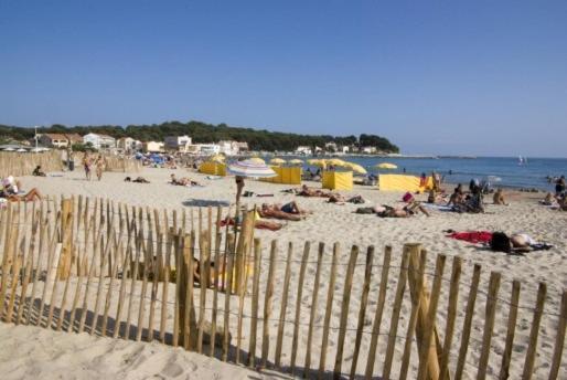 Le Cabanon H24,Atypique,Cosy,Port,Plage,Wifi,Netflix ลาแซน-ซูร์-แมร์ ห้อง รูปภาพ